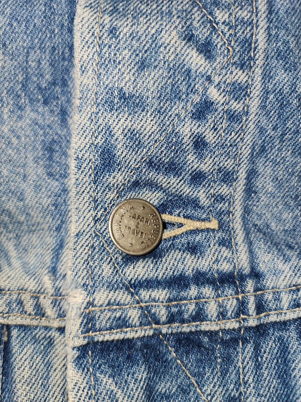 VTG BANANA REPUBLIC Men's Acid- Wash Denim Trucker Jacket Size Large